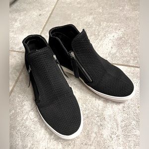 Steve Madden Click Wedge Sneaker